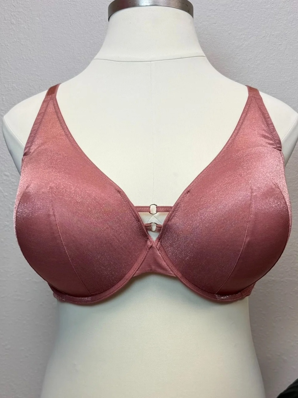 Torrid Pink Shine Plunge Push-Up Bra - Size 50B